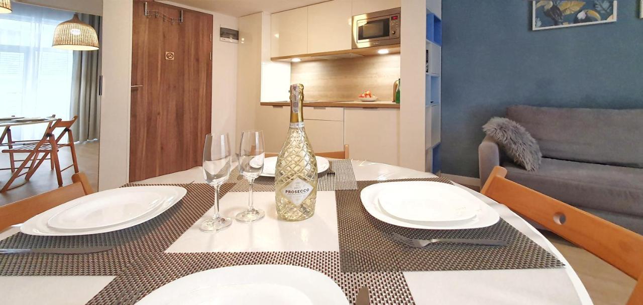 Holiday Home Aparthotel 009 Z Balkonem Przy Plazy 米兹多洛杰 外观 照片